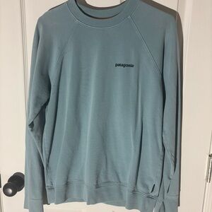 Patagonia Woman’s Light Blue Crewneck Sweater